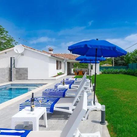 Сasa de vacaciones Casa Gverino