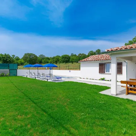 Gverino By Interhome Feriehus *