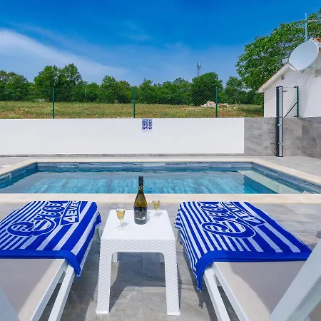 Holiday home Casa Gverino By Interhome Plomin