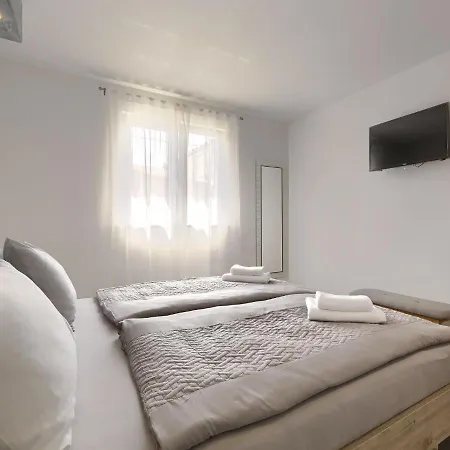 Gverino By Interhome