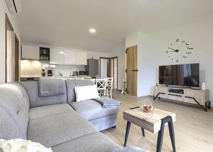 Gverino By Interhome * Plomin