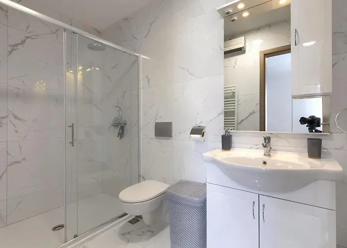 Gverino By Interhome * Plomin